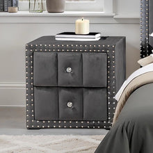 Load image into Gallery viewer, Farese Queen Bed w/ 2 Nightstands