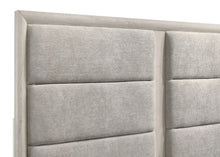 Cargar imagen en el visor de la galería, Farre Upholstered Storage Platform Bed