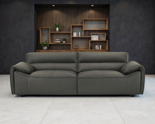Cargar imagen en el visor de la galería, Buxton Sofa