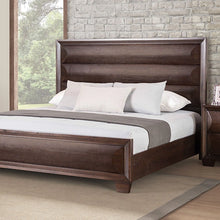 Cargar imagen en el visor de la galería, Hinwitz Queen Bedroom Set