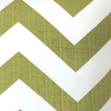 Cargar imagen en el visor de la galería, ZOE 22" X 22" Pillow, Green Chevron (2/CTN)