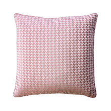 Cargar imagen en el visor de la galería, Jeri Throw Pillow