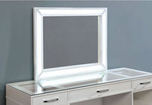 Load image into Gallery viewer, FOA-DK5685WH - White Vanity Set